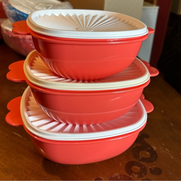 Tupperware Servalier Bowls Set - Picture 1 of 10